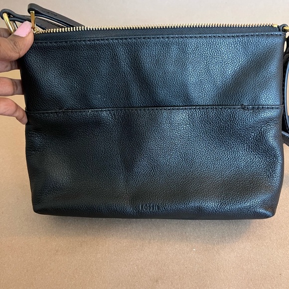 Fossil Black Genuine Pebbled Leather Crossbody Bag Small Brushed Gold Hardware - Picture 2 of 10